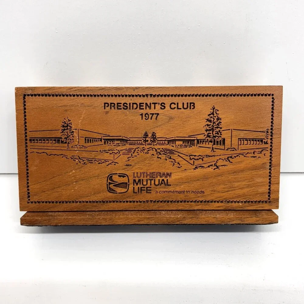 Vintage 1977 Walnut Lasercraft Pencil Holder President's Club & Ruler Landscape